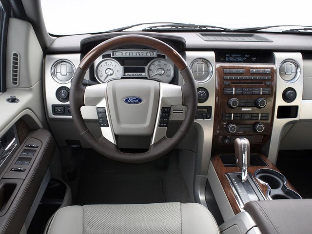 2009 Ford F-150 XL photo 2