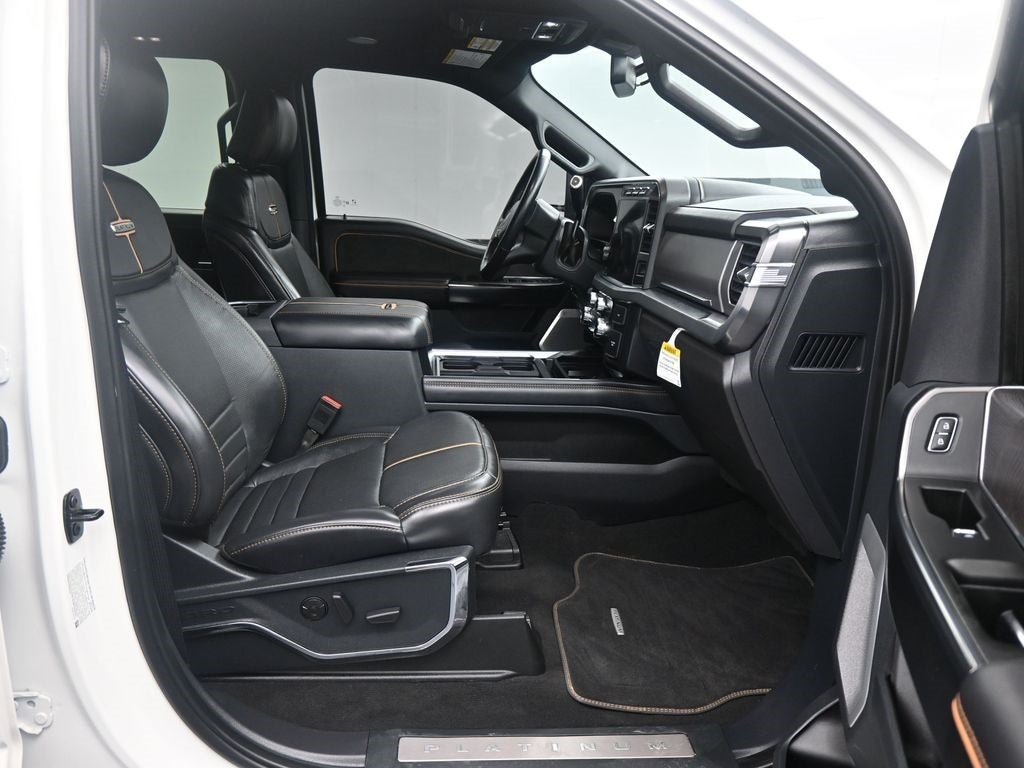 2024 Ford F-350SD Platinum