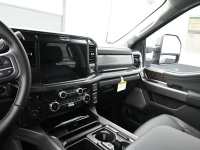 2026 Ford F-350SD Lariat DRW