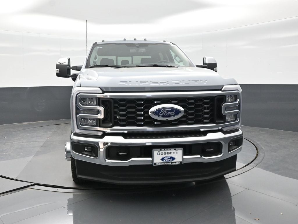 2026 Ford F-350SD Lariat DRW
