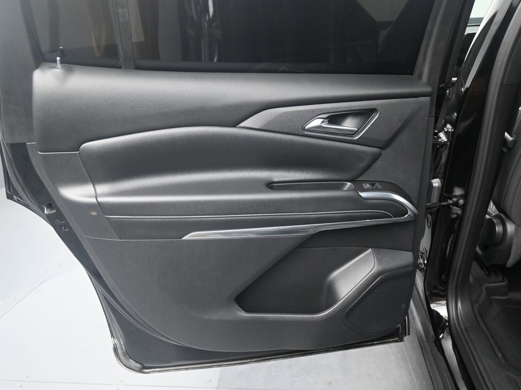 2024 Chevrolet Traverse LS