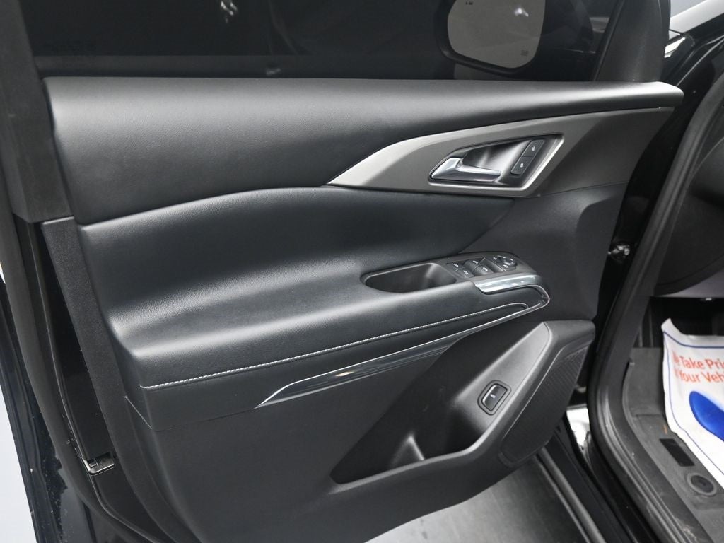 2024 Chevrolet Traverse LS