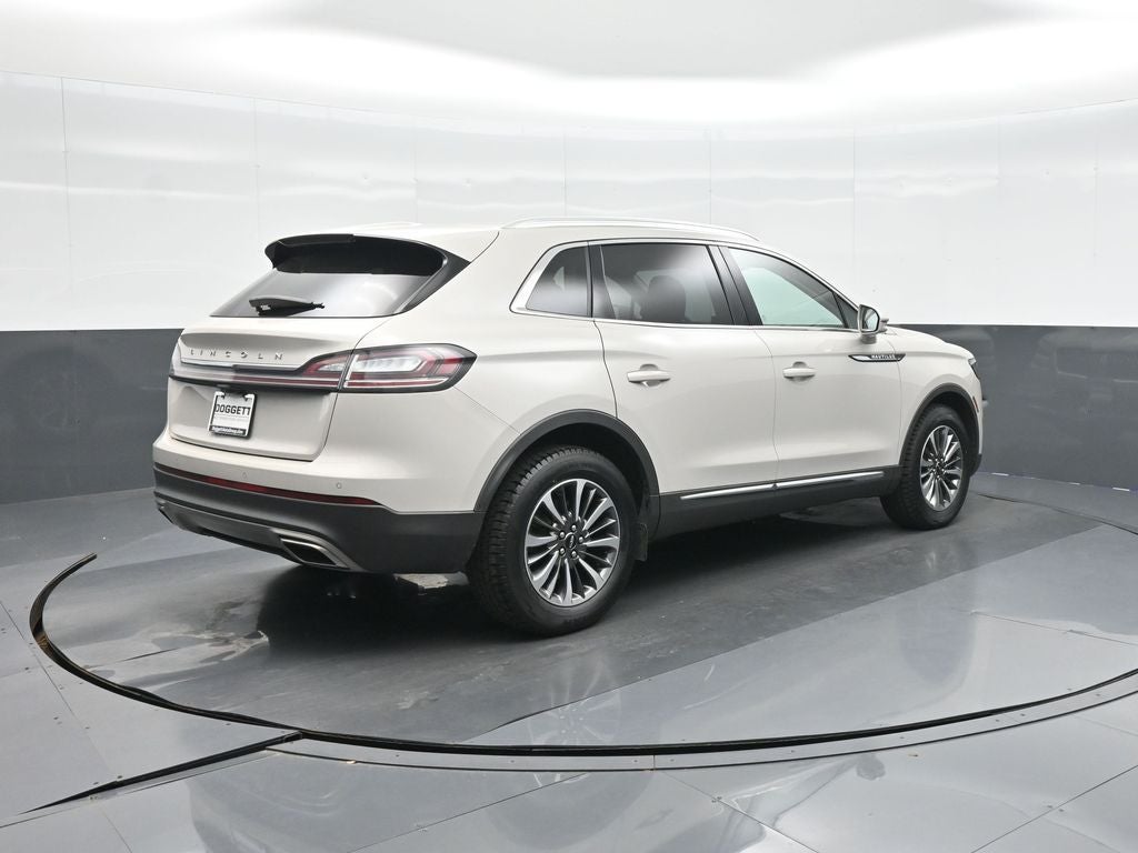 2022 Lincoln Nautilus Standard