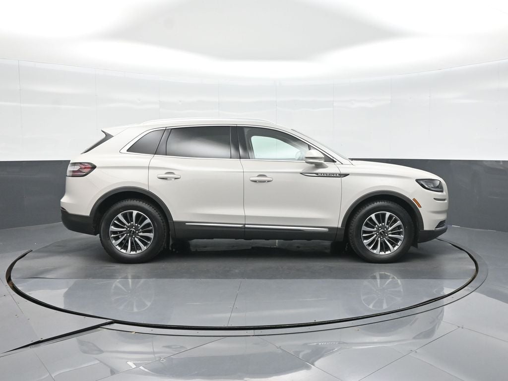 2022 Lincoln Nautilus Standard
