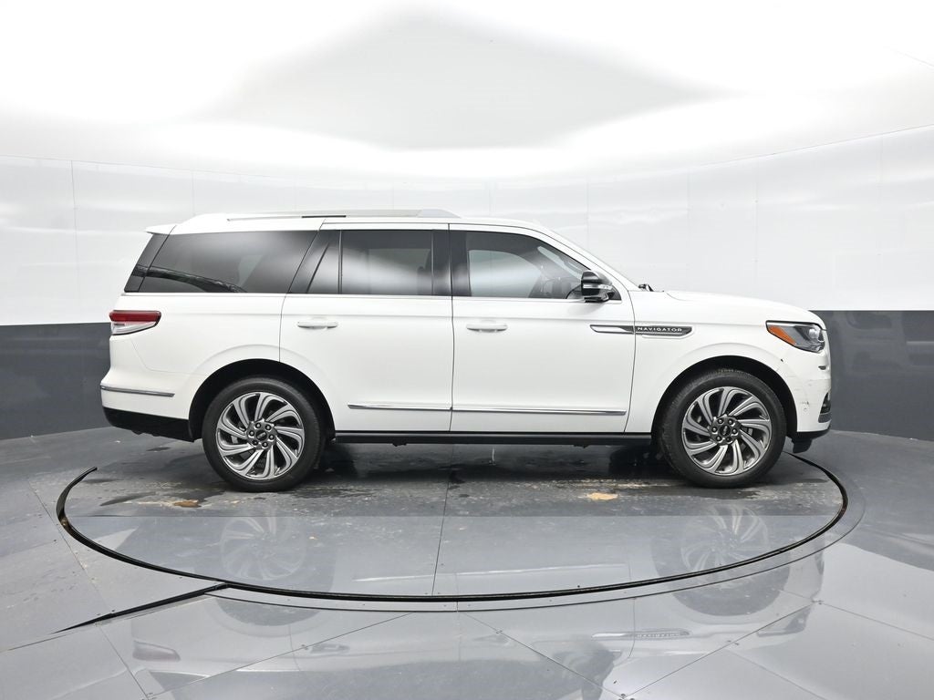 2024 Lincoln Navigator Reserve