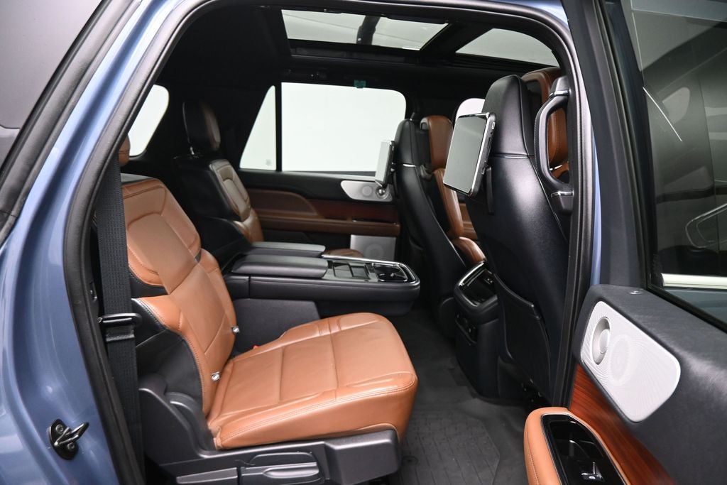 2023 Lincoln Navigator L Reserve