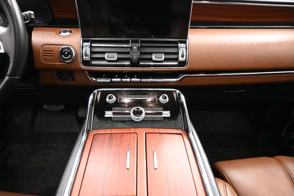 2023 Lincoln Navigator L Reserve