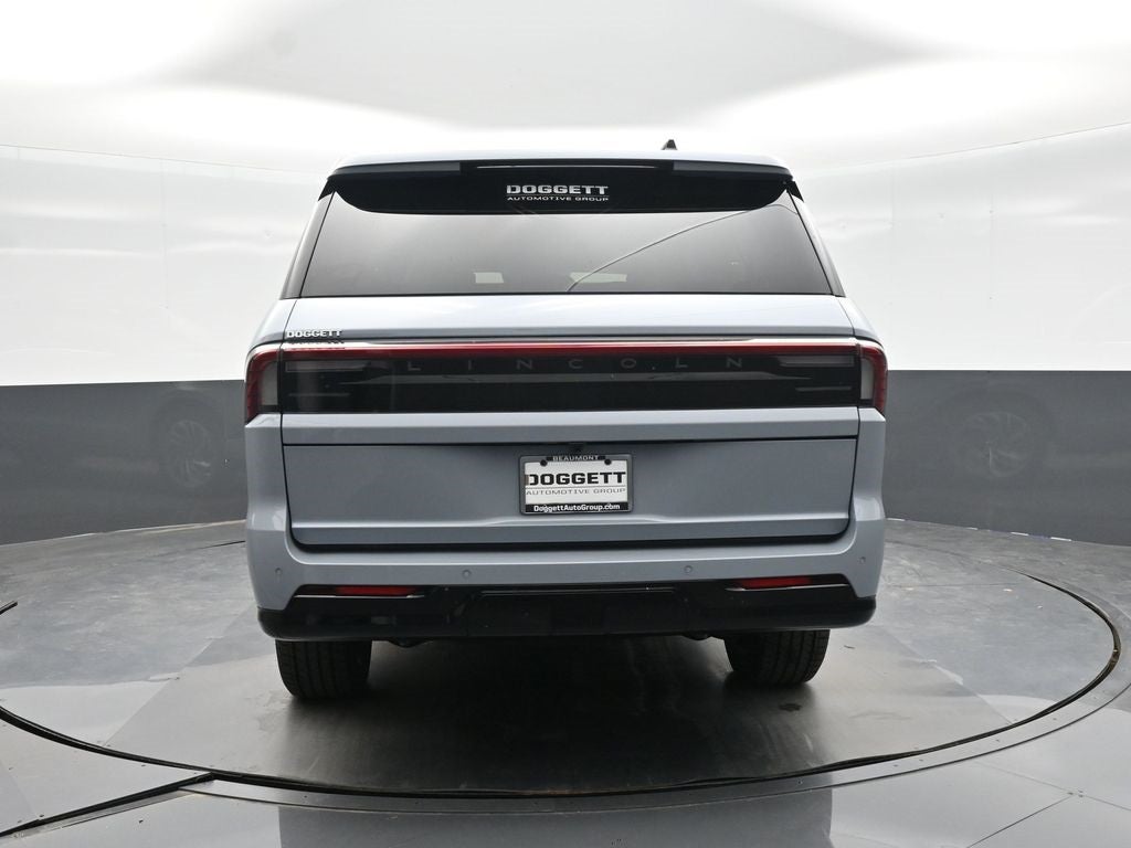 2025 Lincoln Navigator L Reserve