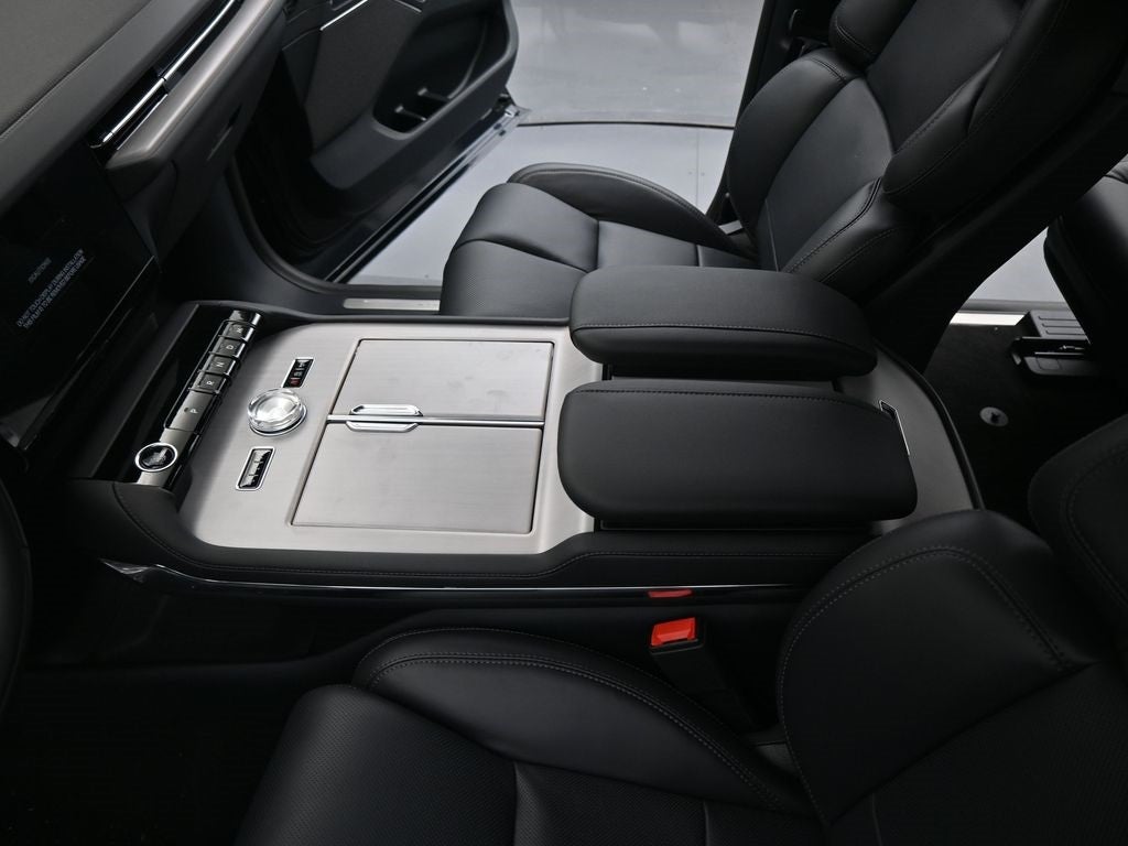 2025 Lincoln Navigator L Reserve