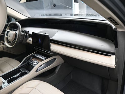 2025 Lincoln Nautilus Reserve