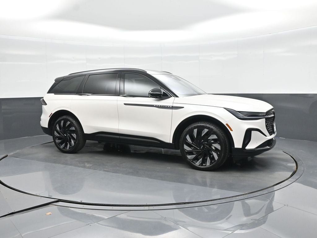 2026 Lincoln Nautilus Reserve