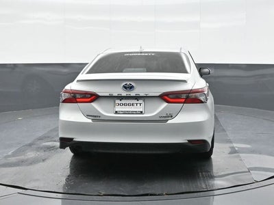2022 Toyota Camry Hybrid LE