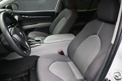 2022 Toyota Camry Hybrid LE