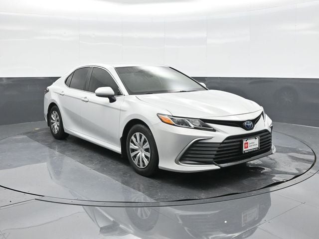 2022 Toyota Camry Hybrid LE