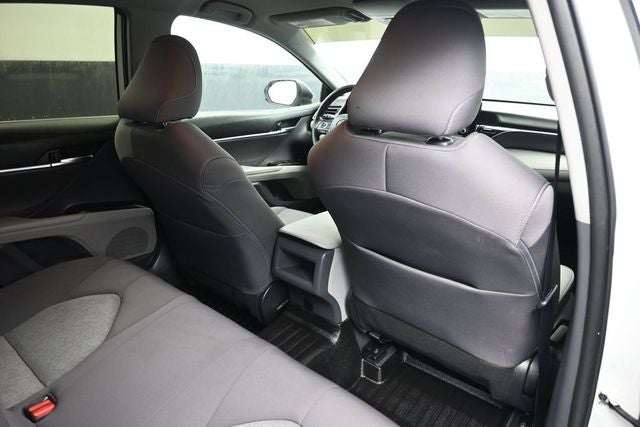 2022 Toyota Camry Hybrid LE