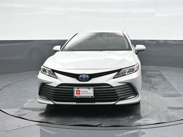 2022 Toyota Camry Hybrid LE