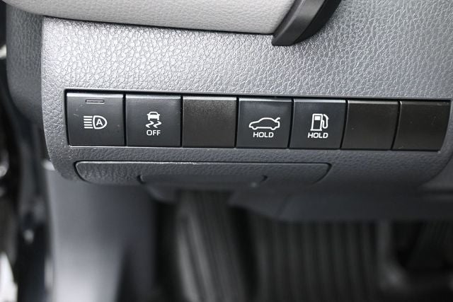 2023 Toyota Camry Hybrid SE