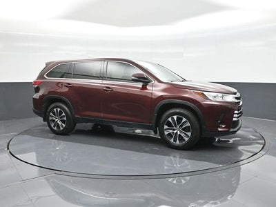 2019 Toyota Highlander LE