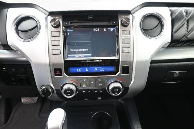 2017 Toyota Tundra Platinum 5.7L V8