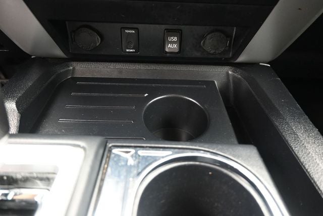 2017 Toyota Tundra Platinum 5.7L V8