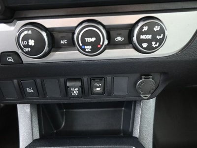 2019 Toyota Tacoma SR5 V6