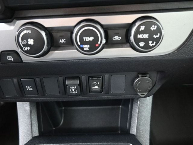 2019 Toyota Tacoma SR5 V6