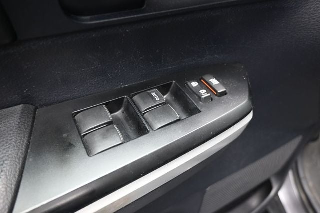 2014 Toyota Tundra SR5