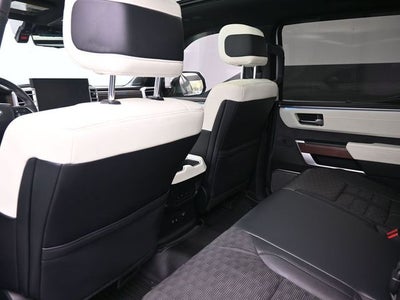 2023 Toyota Tundra Hybrid Capstone