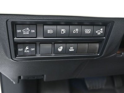 2023 Toyota Tundra Hybrid Capstone