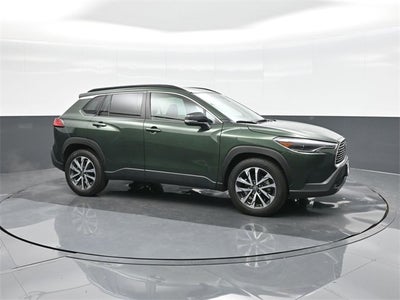 2025 Toyota Corolla Cross XLE