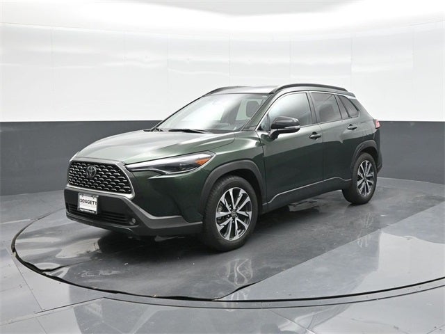 2025 Toyota Corolla Cross XLE