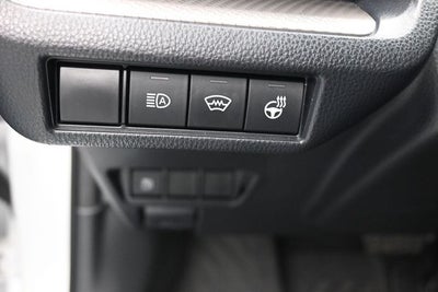 2025 Toyota Prius XLE