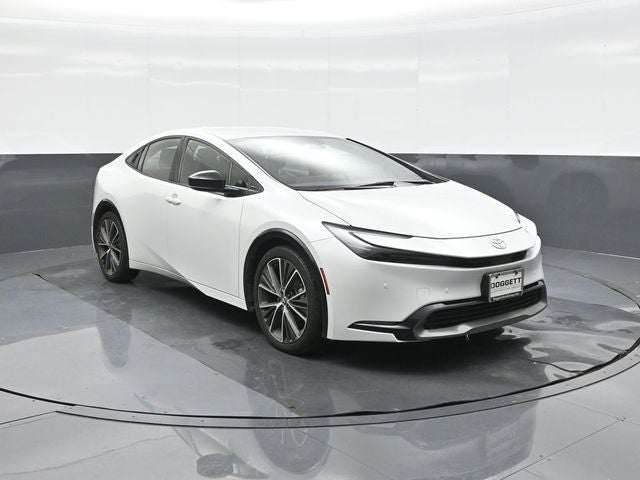2025 Toyota Prius XLE