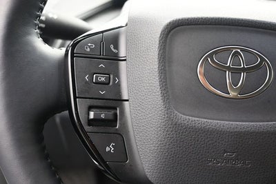 2025 Toyota Prius XLE