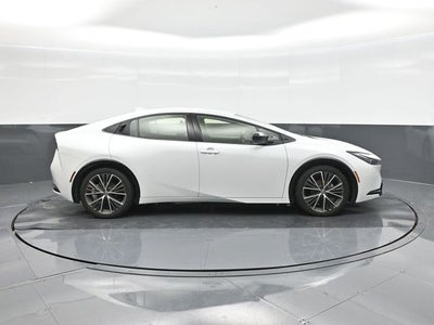 2025 Toyota Prius XLE