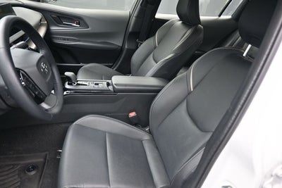 2025 Toyota Prius XLE