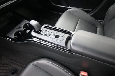 2025 Toyota Prius XLE