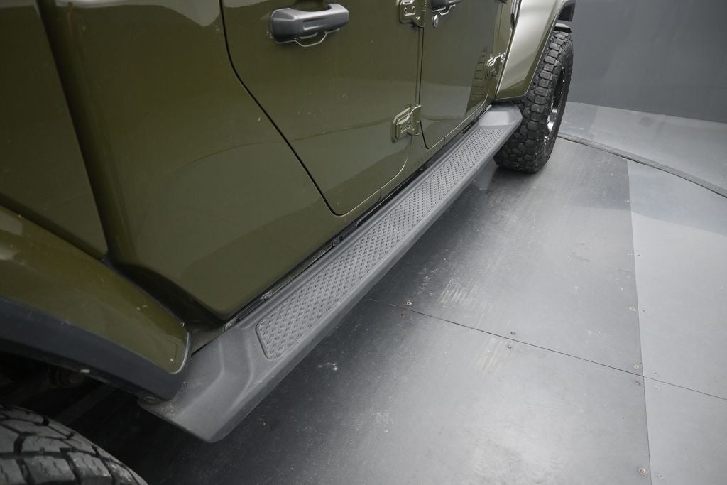 2022 Jeep Gladiator Overland