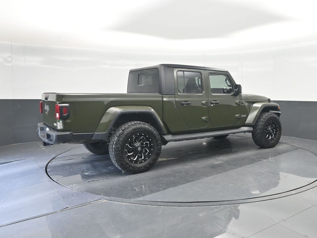 2022 Jeep Gladiator Overland