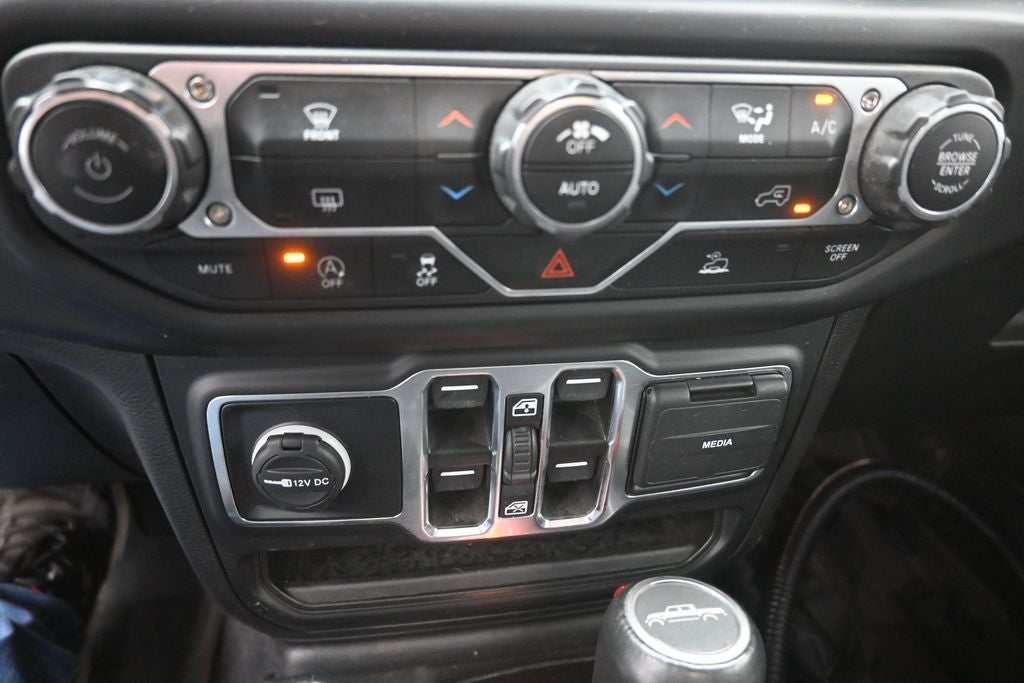 2022 Jeep Gladiator Overland