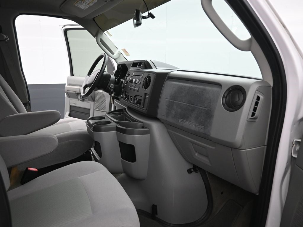 2012 Ford E-350SD XLT