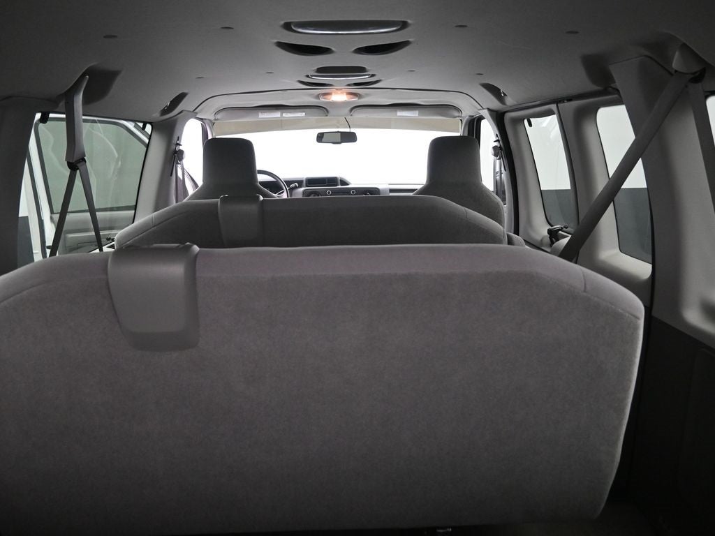 2012 Ford E-350SD XLT