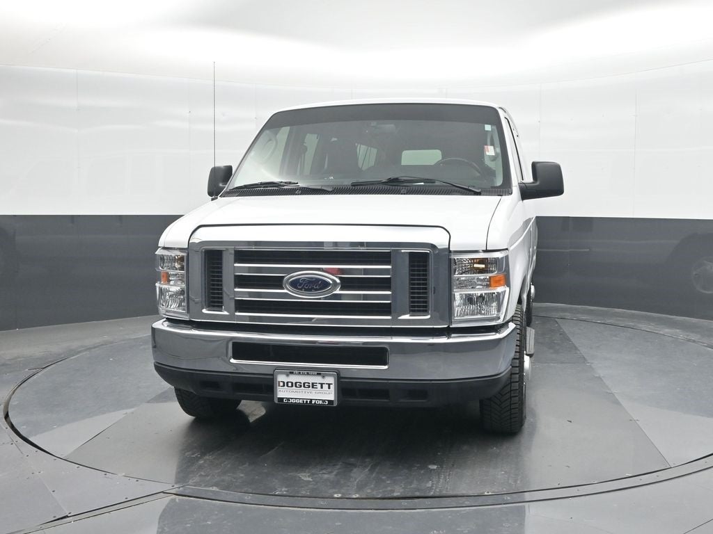 2012 Ford E-350SD XLT