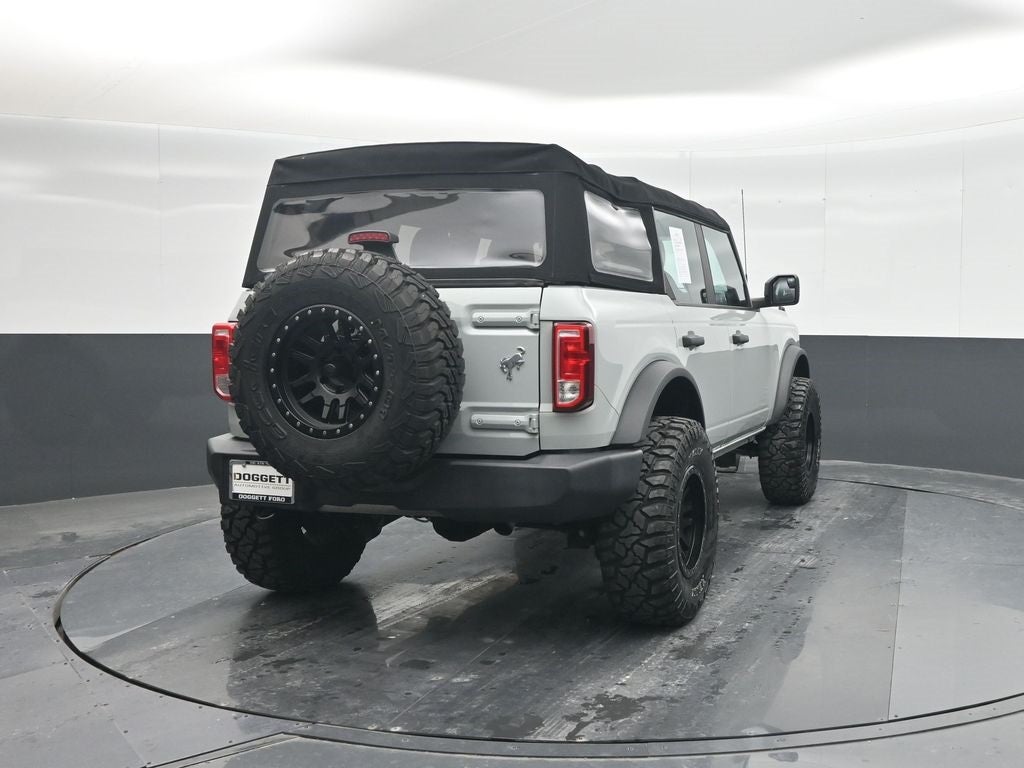 2022 Ford Bronco Base