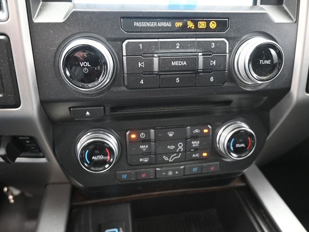 2017 Ford F-250SD Platinum