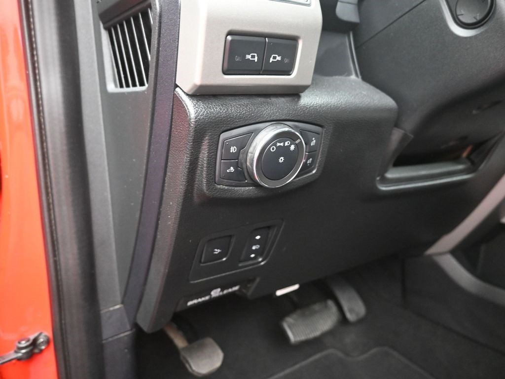 2020 Ford F-250SD Lariat Lifted