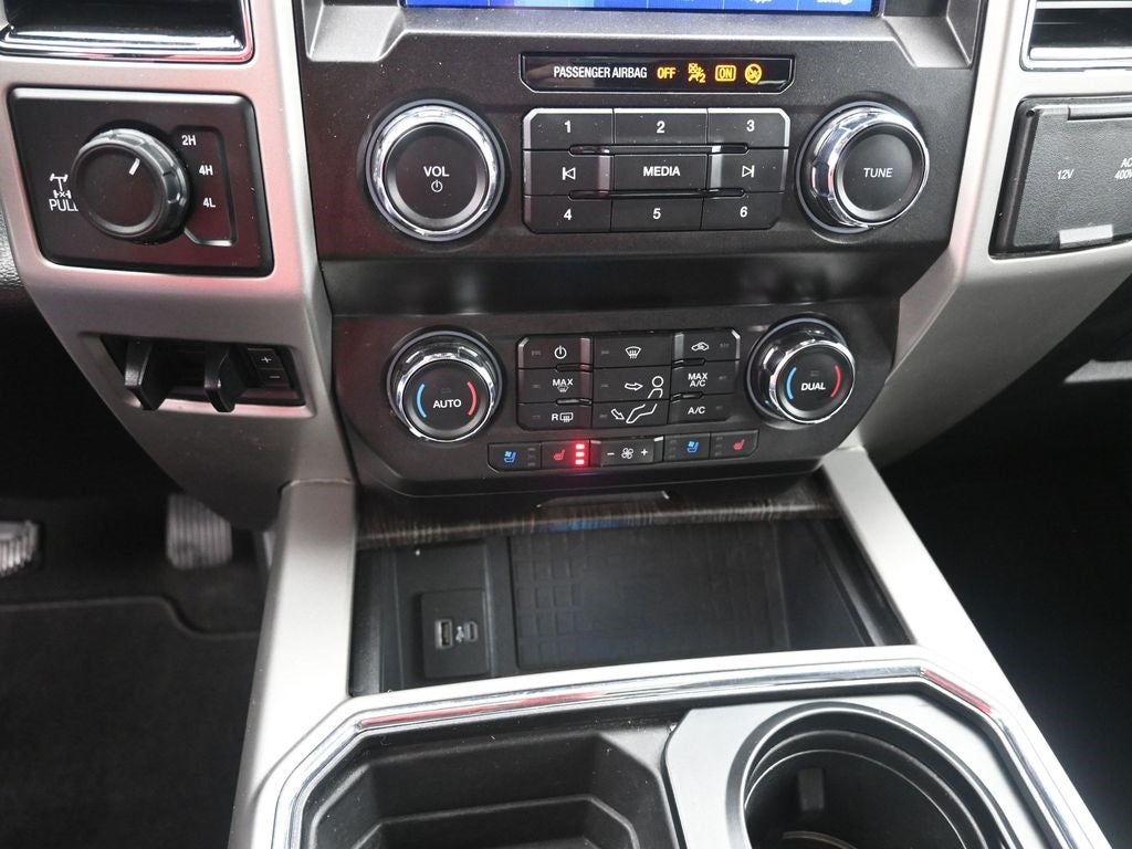 2020 Ford F-250SD Lariat Lifted