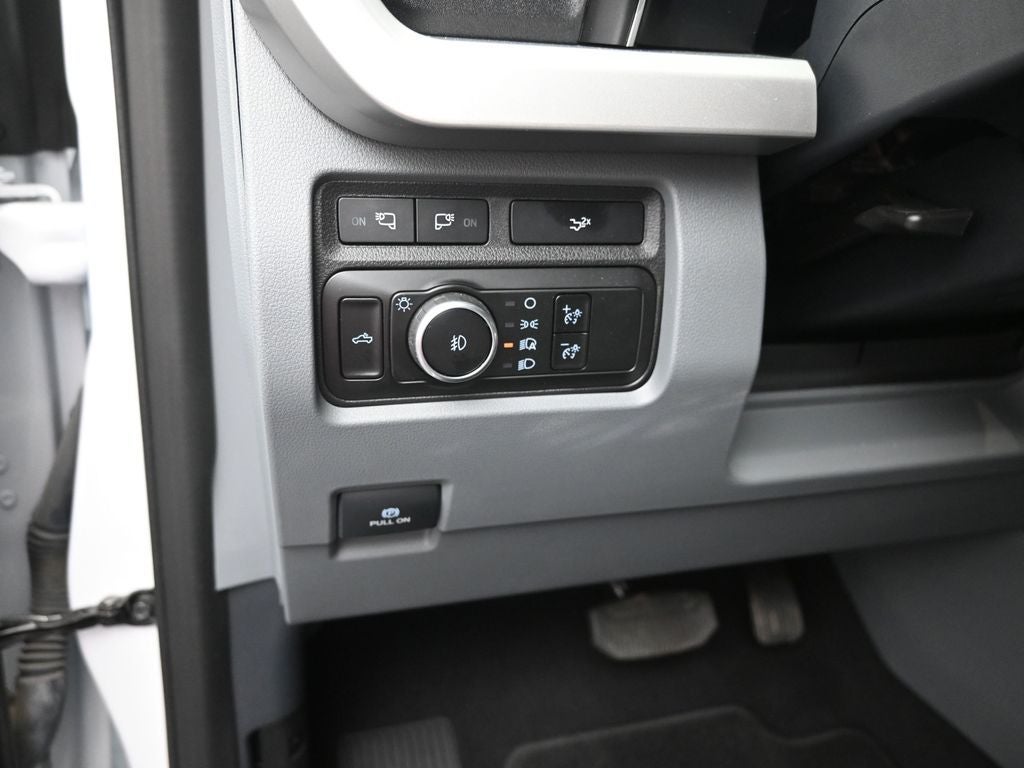 2024 Ford F-250SD XLT LIFTED