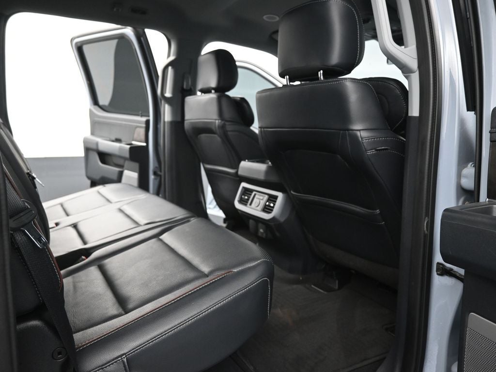 2024 Ford F-350SD Lariat DRW LIFTED