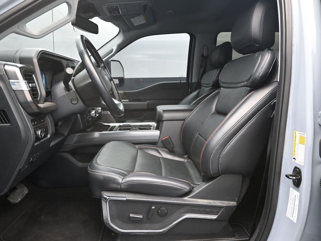 2024 Ford F-350SD Lariat DRW LIFTED